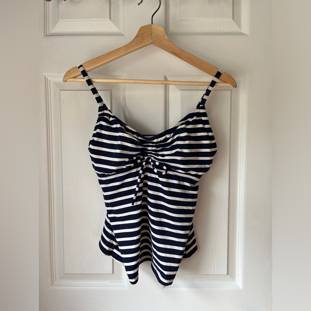 Lands’ End tankini top